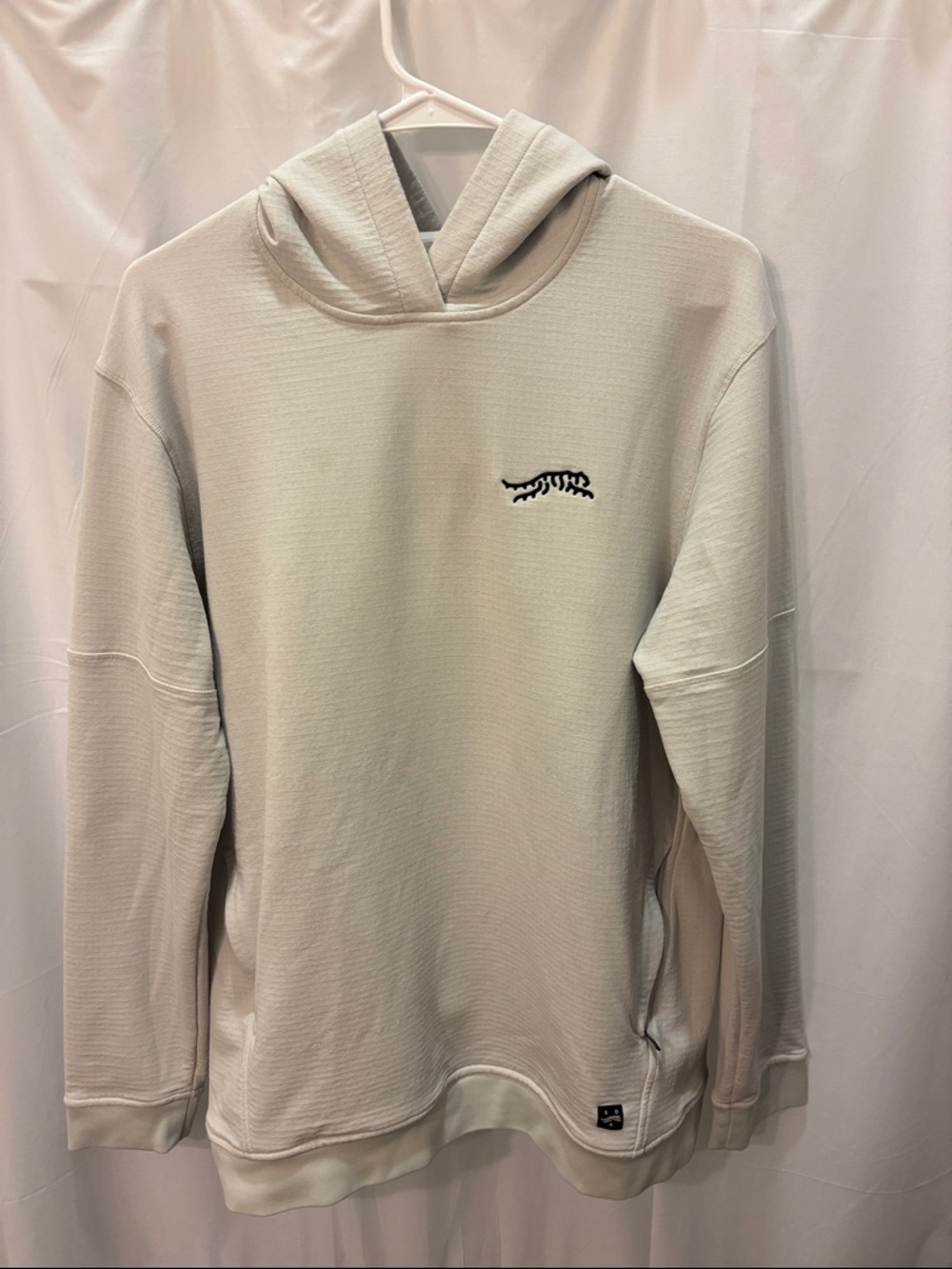 Sun Day Red by Tiger Woods. White Hoodie, size Medium